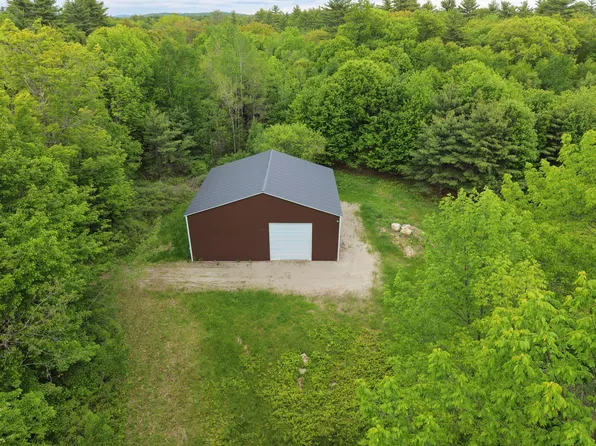 197 Smithfield Road, Belgrade, ME 04917