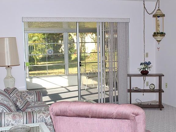 5th image of 6712 Long Moss Ln