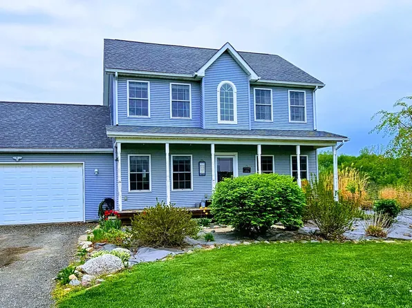 11688 Daisey Ln, Perry, MI 48872