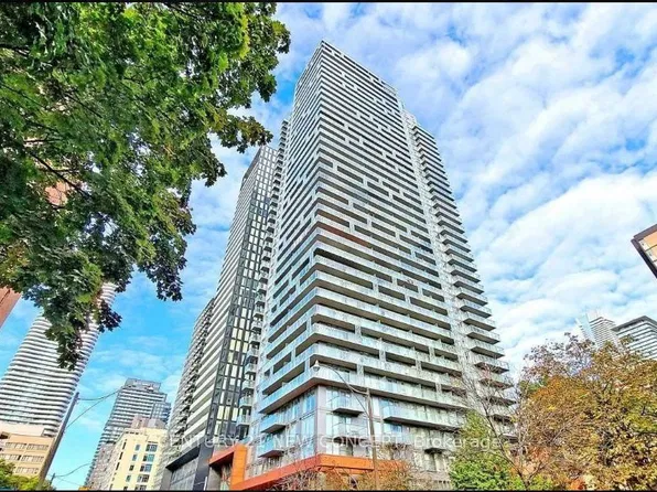 50 Wellesley St E, Toronto, ON