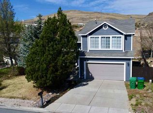 7225 Lindsey Ln, Sparks, NV