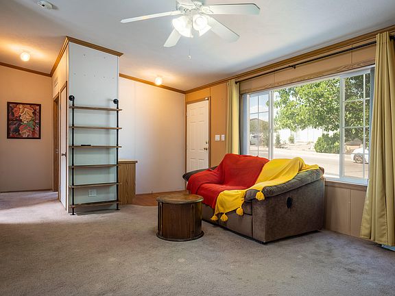 4th image of 1221 Redondo Ct