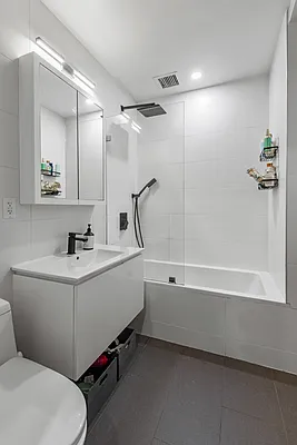 Rented by REAL New York | media 15