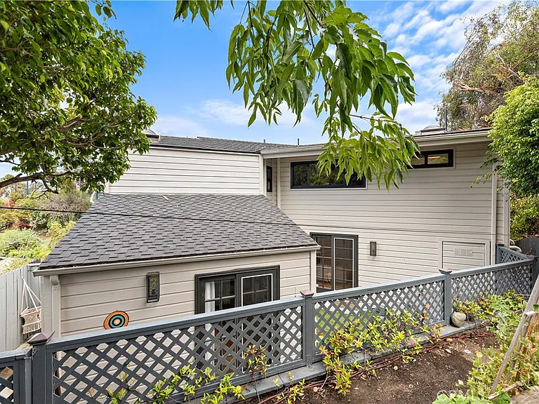 721 Browncroft Rd — Photo 37