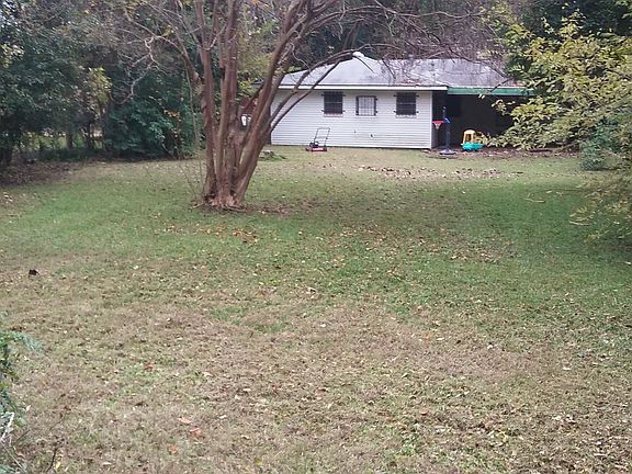 2nd image of 1135 Patricia Dr