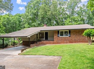 670 Mountain View Cir, Gainesville, GA 30501