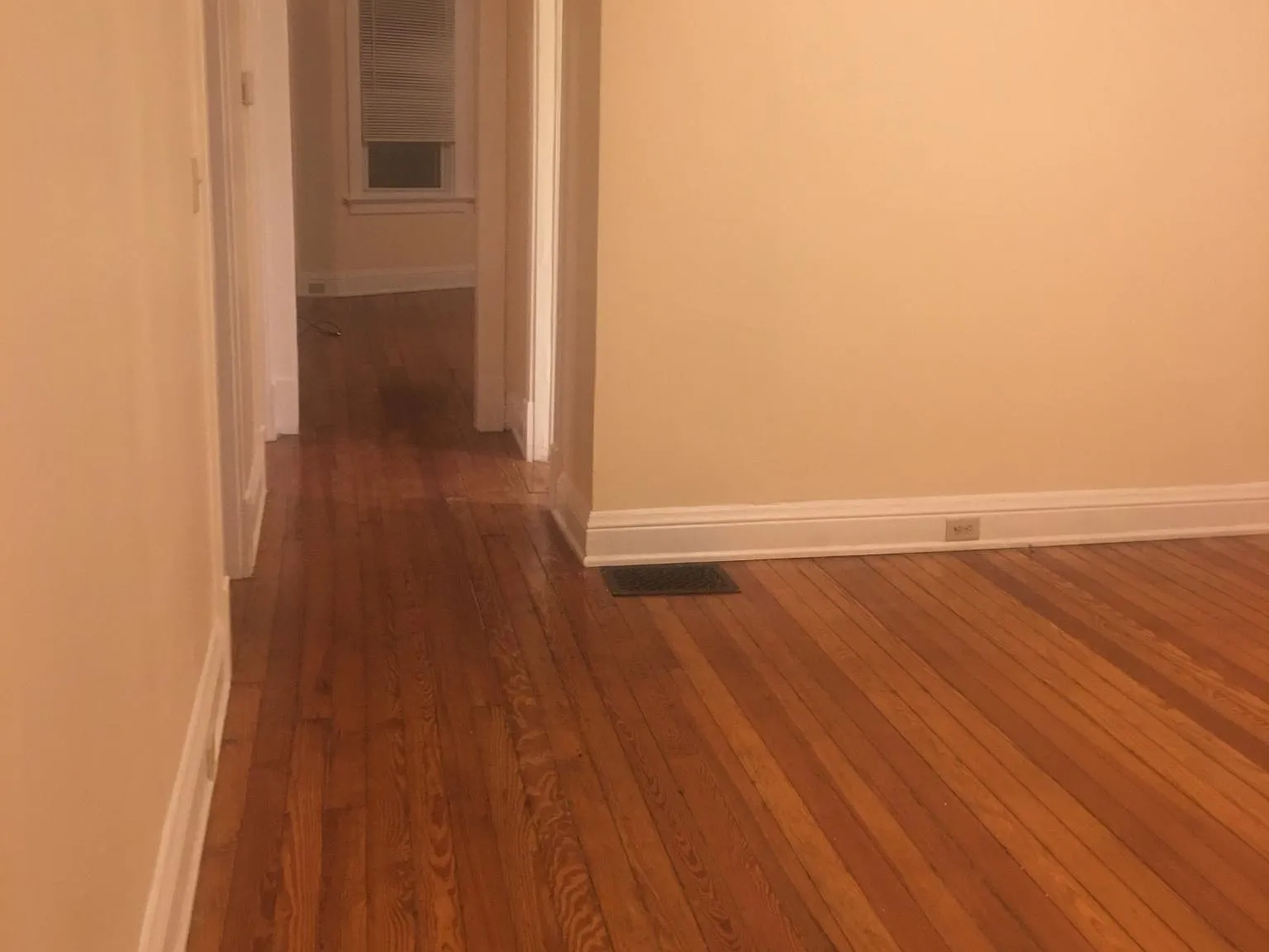 644 Delta Ave — Photo 3