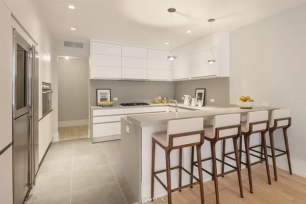 Sold by Town Residential | media 14