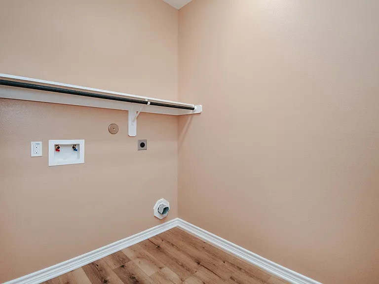 3406 Gayle St — Photo 6