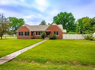 201 NE 4th St, England, AR 72046