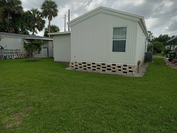 4th image of 3 Topaz Ln