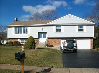 11 Glenwood Dr, Wethersfield, CT 06109