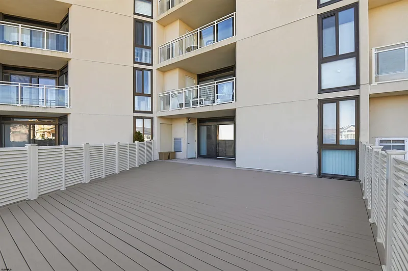 Thumbnail 16