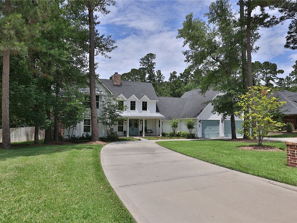 1st image of 390 Camden Hls W