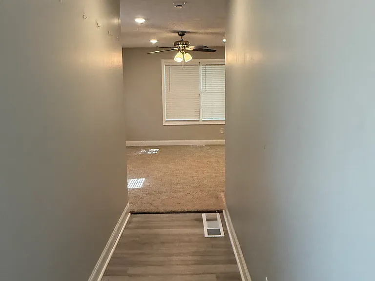 Cottage Grove Pl — Photo 23