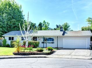 660 70th St, Springfield, OR 97478