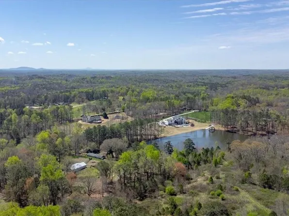 574 Lakes Dr, Canton, GA 30115