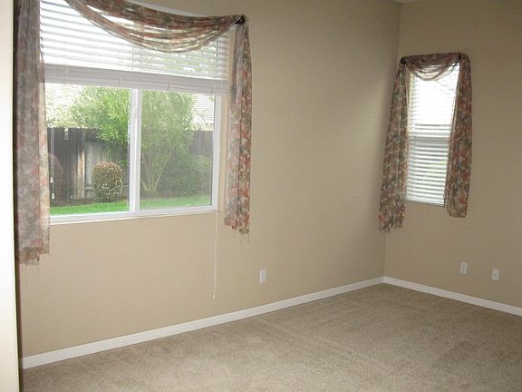 3rd image of 1616 Soledad Dr