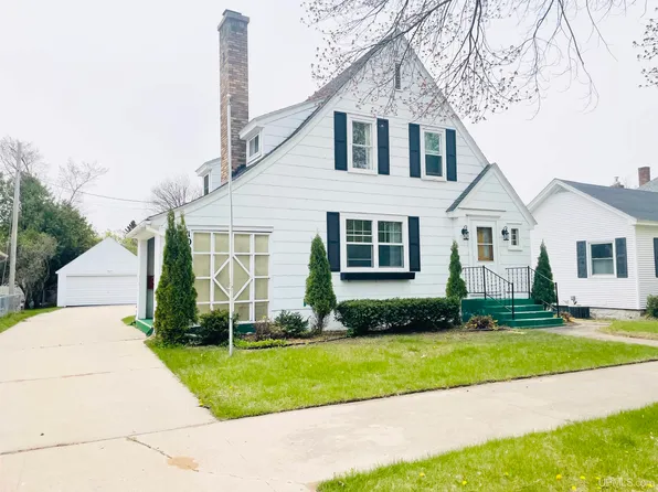 1007 7th Ave S, Escanaba, MI 49829