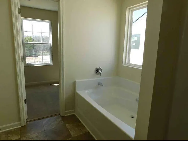 3658 Oakleaf Pass — Photo 9