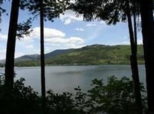 221 N Terrace Dr, Cocolalla, ID 83813