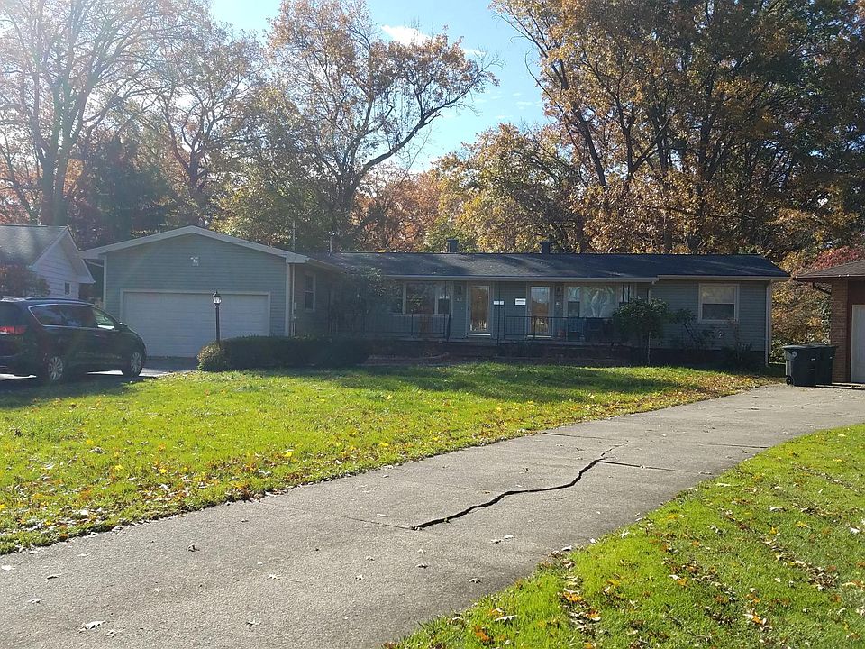 1st image of 1822 Nocturne St NE