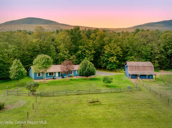 18 Jomar Lane, Olivebridge, NY 12461