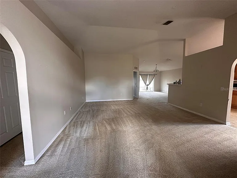 2529 SW 156th Pl — Photo 10
