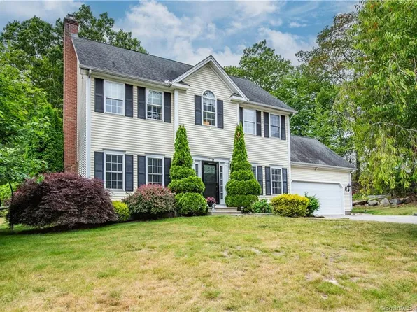 72 Tarragon Drive, East Hampton, CT 06424