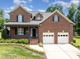 6415 Rains Davis Dr, Kernersville, NC 27284