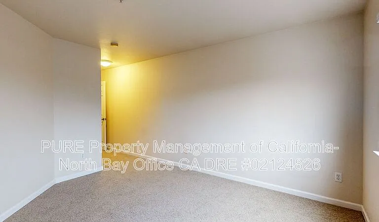 132 Treadway Ct — Photo 31