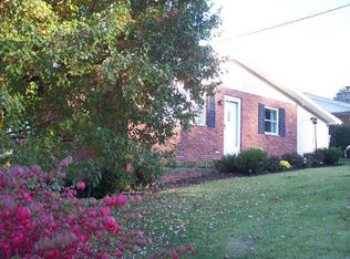 1818 Pinewood Dr, Charleston, WV
