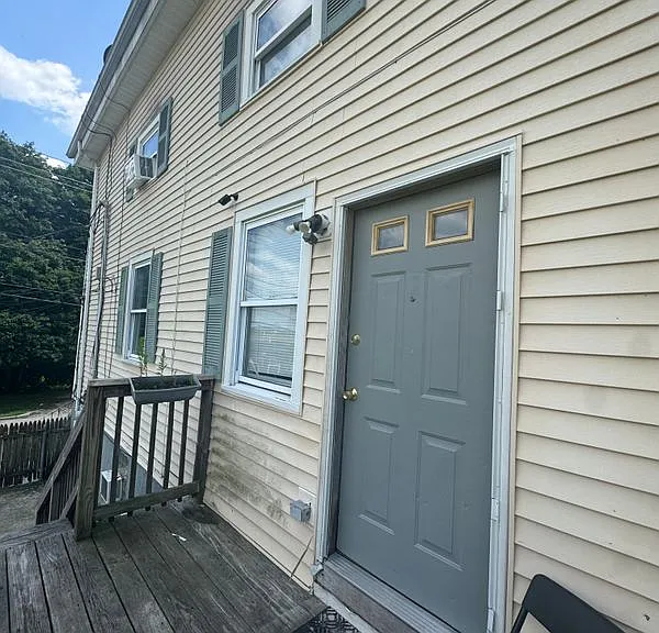 164 W School St #1 — Photo 2