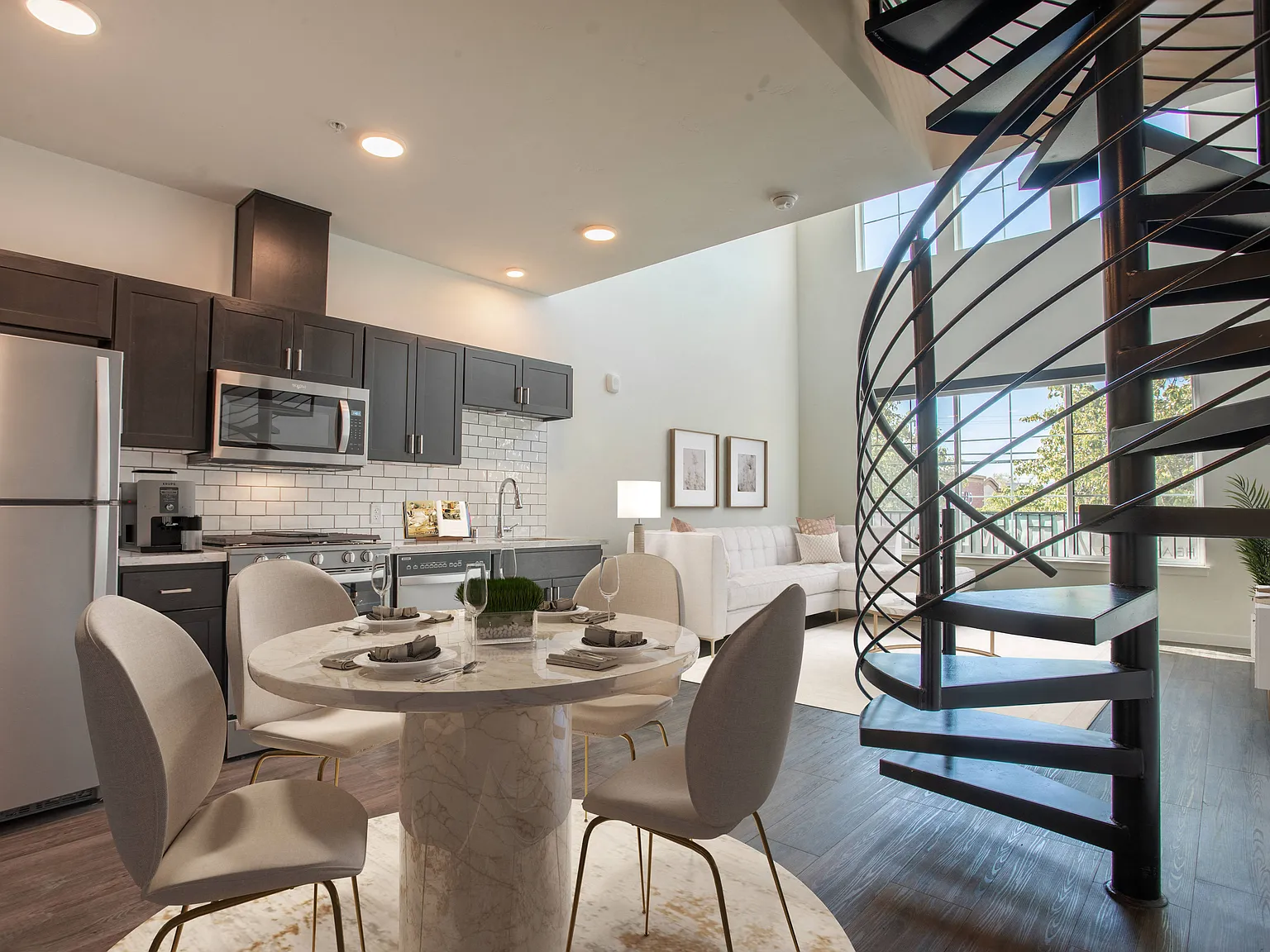 The Angelino — Photo 1