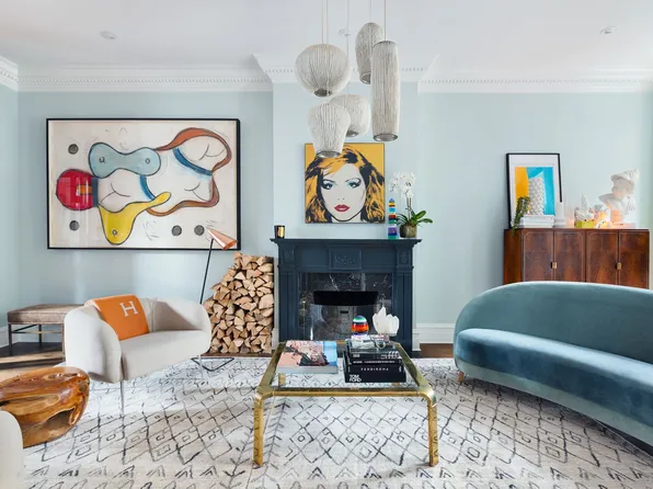 208 West 11th Street image 1 of 17