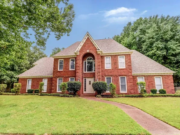 8855 Bridlewood Ln, Cordova, TN 38016