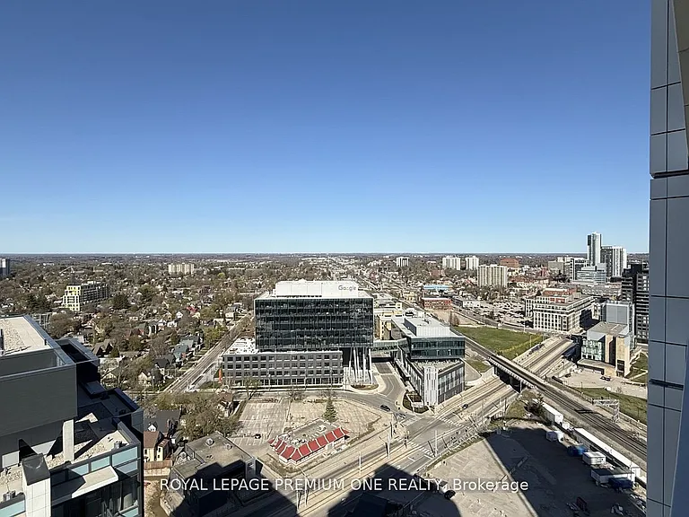 15 Wellington St S #2414 — Photo 28