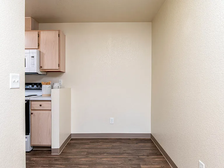 Desertbrook | One Bedroom Dining Room and Kitchen