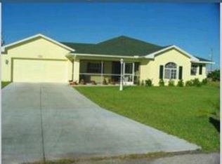 2226 See 18th Pl, Cape Coral, FL 33990
