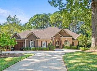 1200 Goldfinch Ln, Matthews, NC 28104