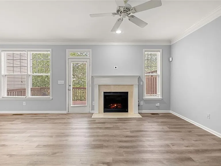 3642 Gambrell Ln NE — Photo 7