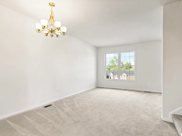 293 Kirby St — Photo 22