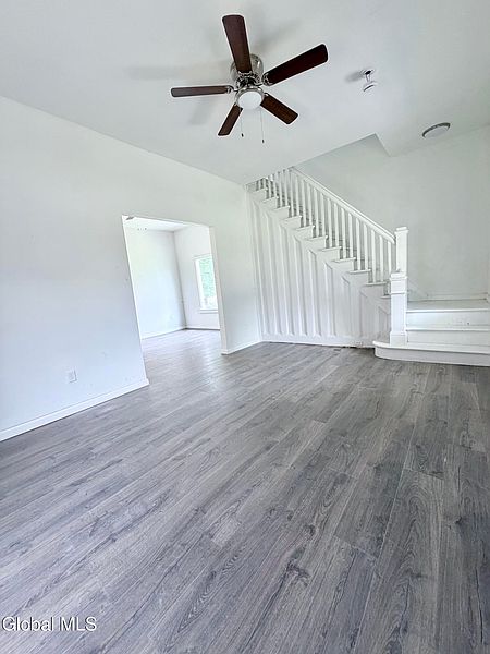 4th image of 215 Palmer Avenue