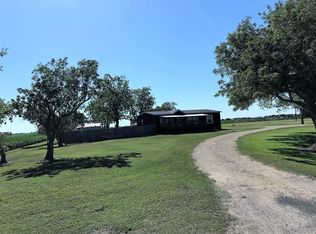 4960 Hwy 172, Ganado, TX 77962