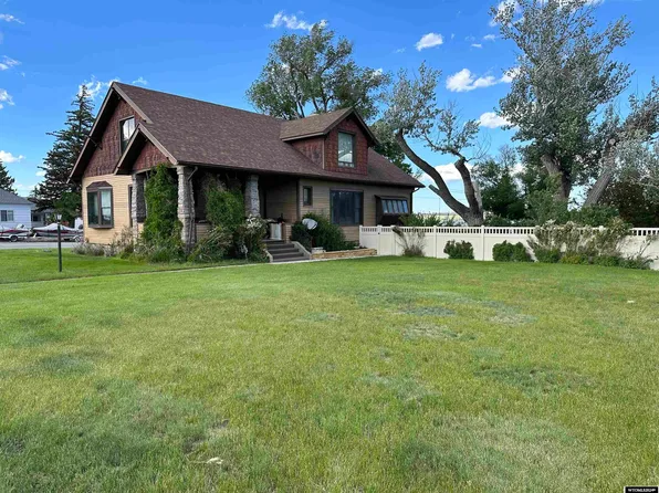 417 1st Street, Rawlins, WY 82301