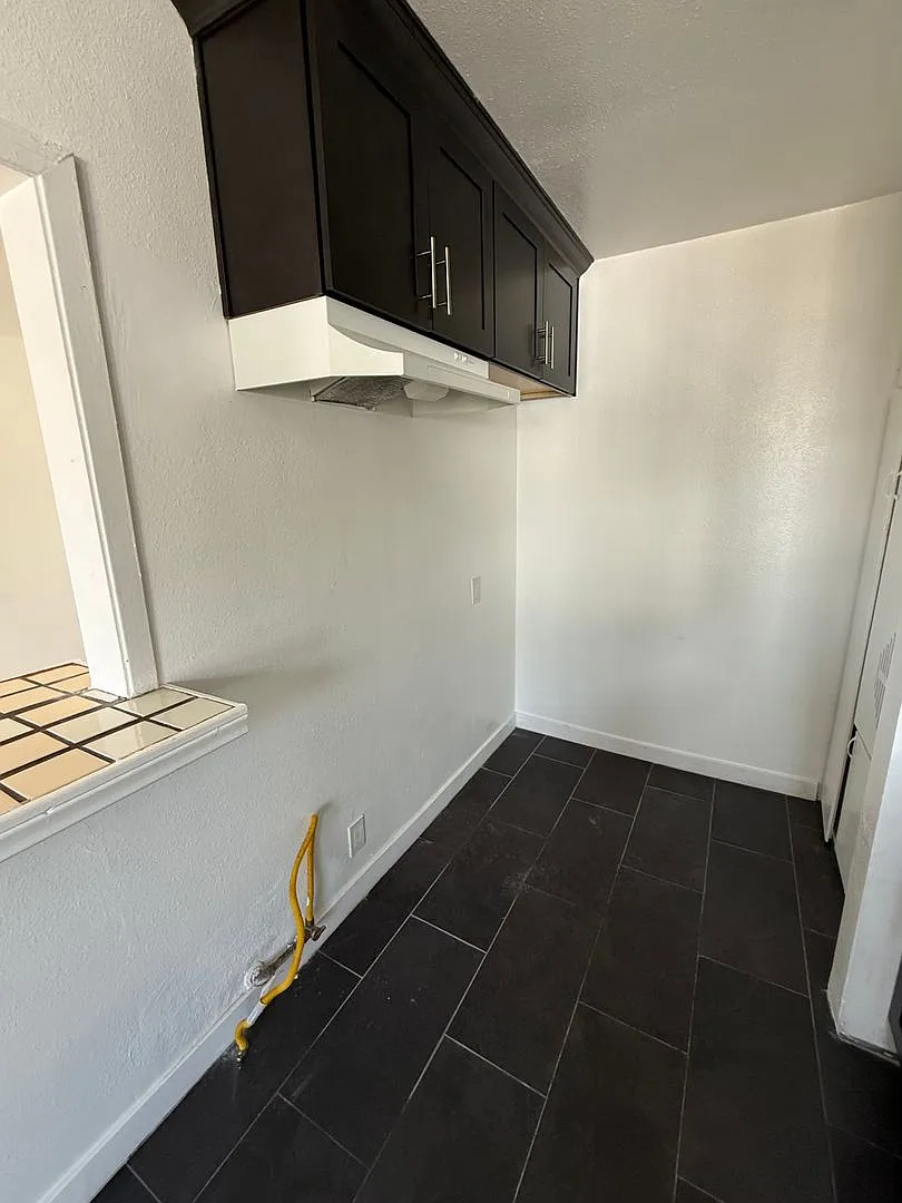 Spacious 3bed2bath Apartment in South LA — Photo 4