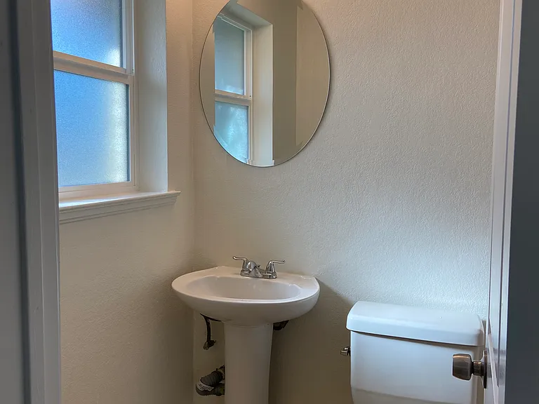 212 N Bowser Rd — Photo 13