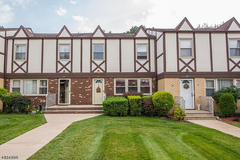 1st image of 15 TUDOR PL