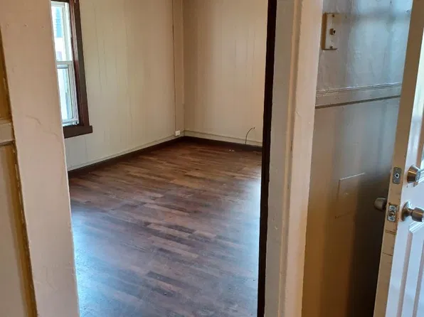 3 King Ct APT 3, Waterville, ME 04901