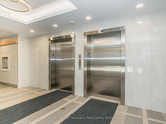 3rd image of 258 B Sunview St #227